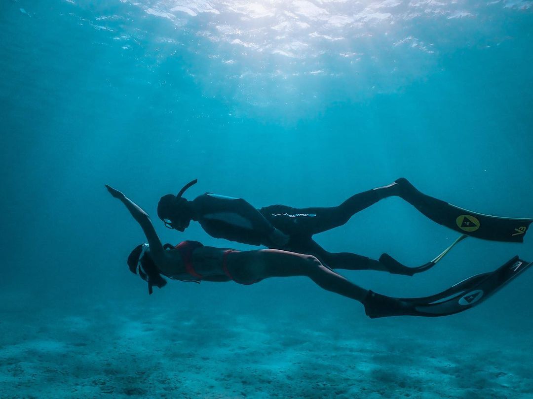 สายป่าน-วุฒิ ท่องเที่ยวใต้ท้องทะเล