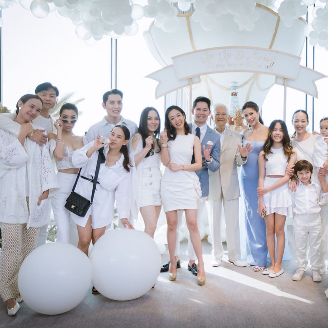 ครอบครัว ของ ศรีริต้า เจนเซ่น และ กรณ์ ณรงค์เดช ที่มาร่วมงาน Baby Shower